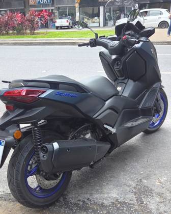YAMAHA XMAX 250 CONNECTED ABS YAMAHA XMAX 250 CONNECTED ABS